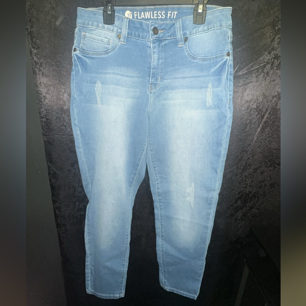 A&I Light Blue Women's Skinny Jeans